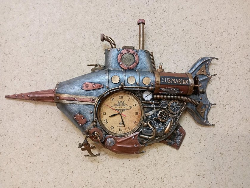 Часы субмарина