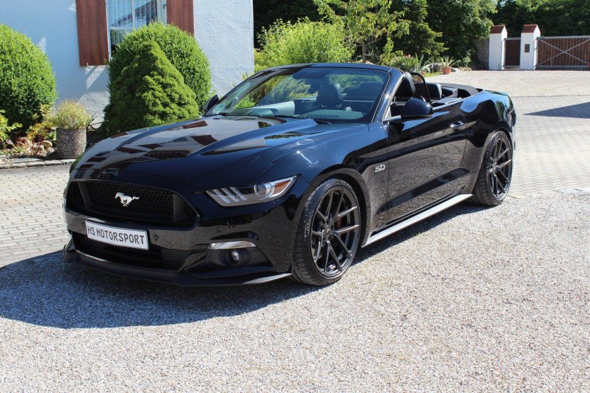 Форд Мустанг кабриолет