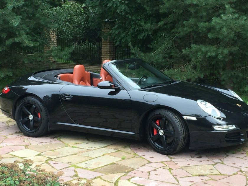 Порше 911 кабриолет черный