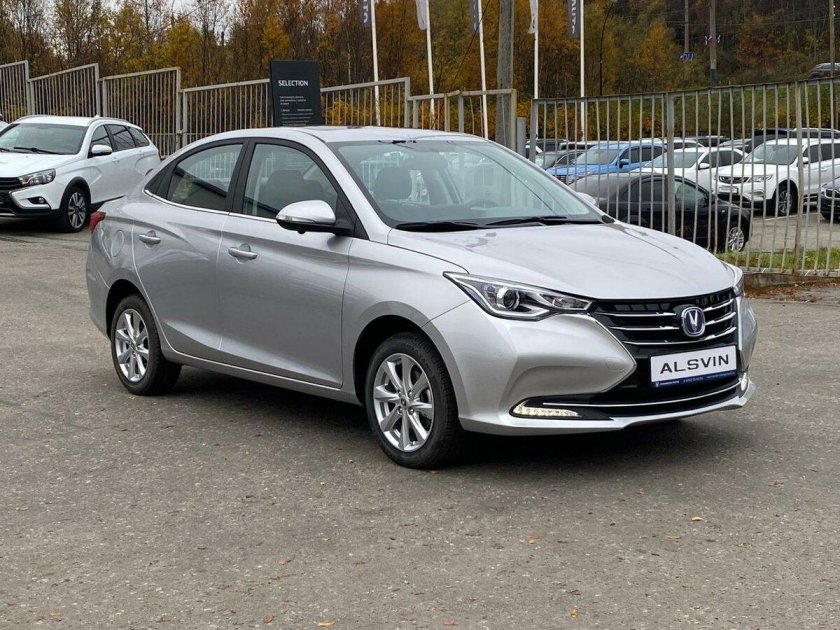 Changan Alsvin серый