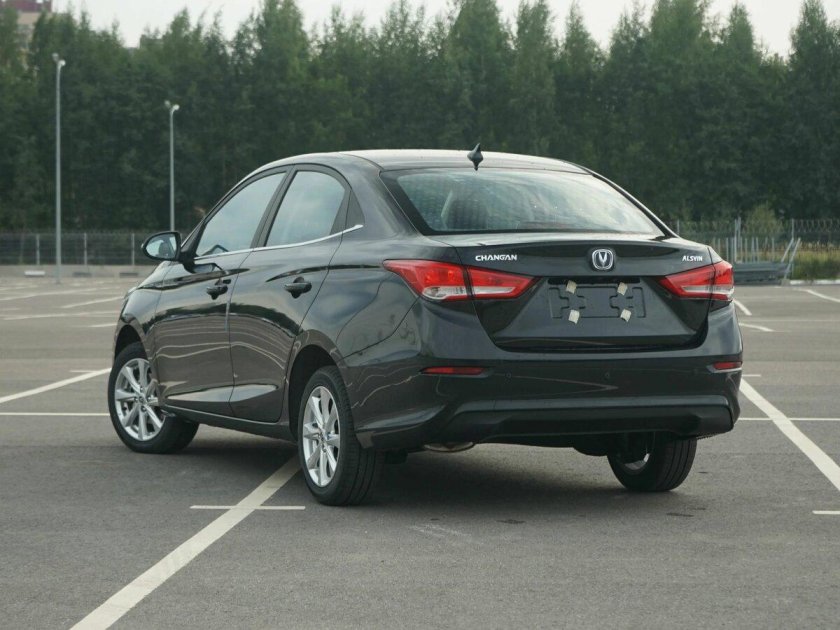 Чанган Алсвин черный