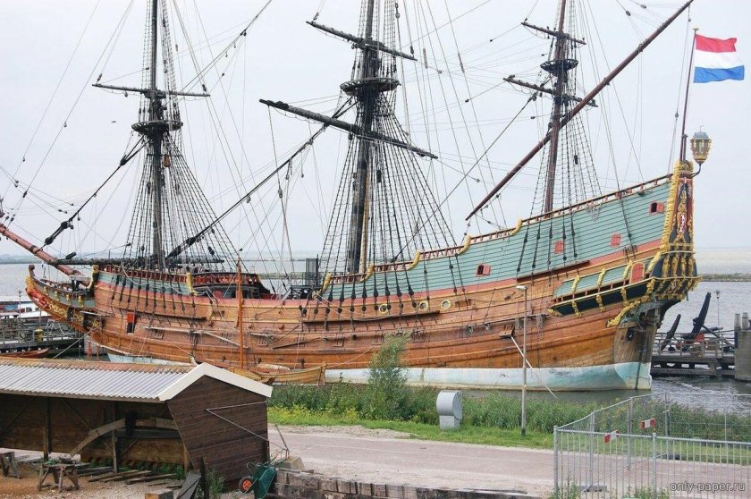 Галеон Батавия