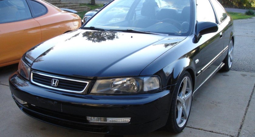 Хонда Домани 2000