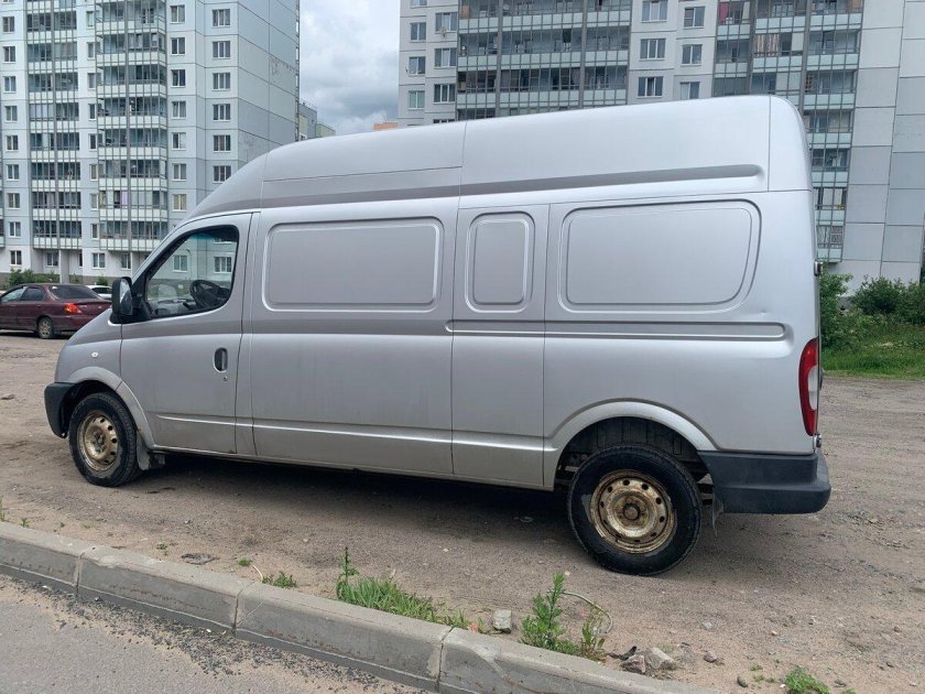 Цельнометаллические фургоны