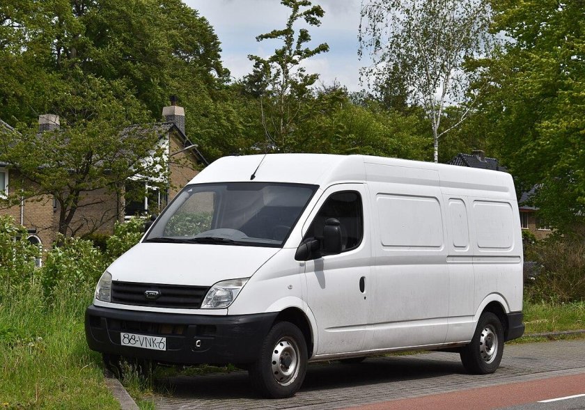 Максус микроавтобус