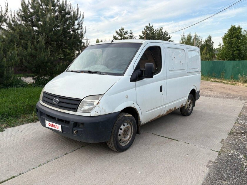 Цельнометаллический фургон максус