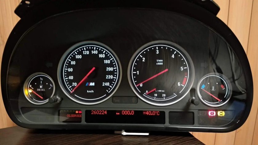 Приборная панель bmw