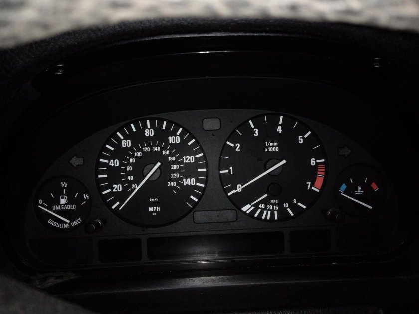 Спидометр bmw e34