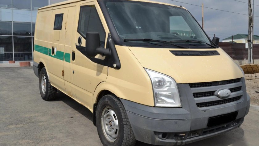 Форд Транзит броневик