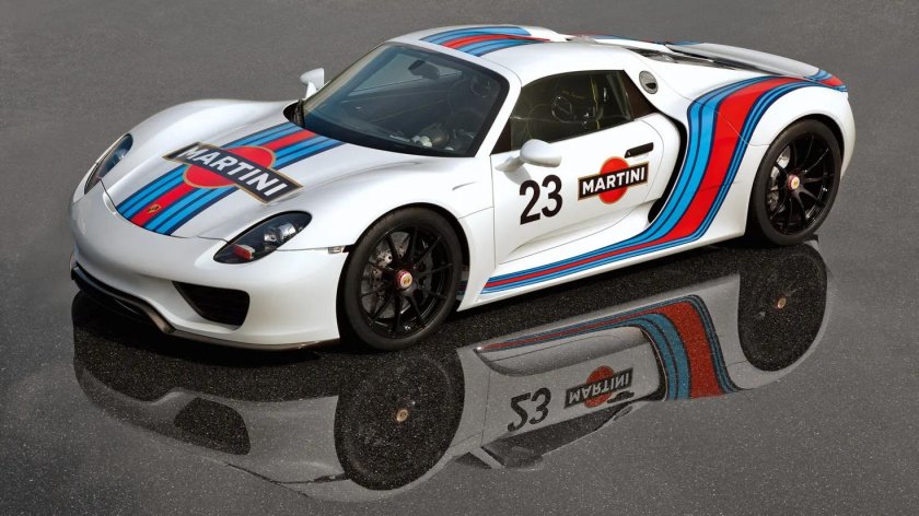 Porsche martini racing