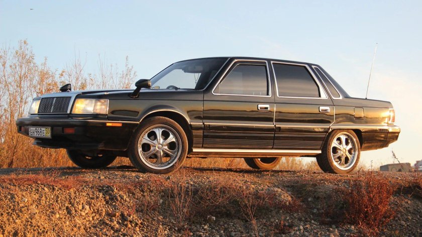 Mitsubishi Debonair 1989