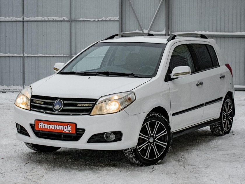 Geely mk cross 2012