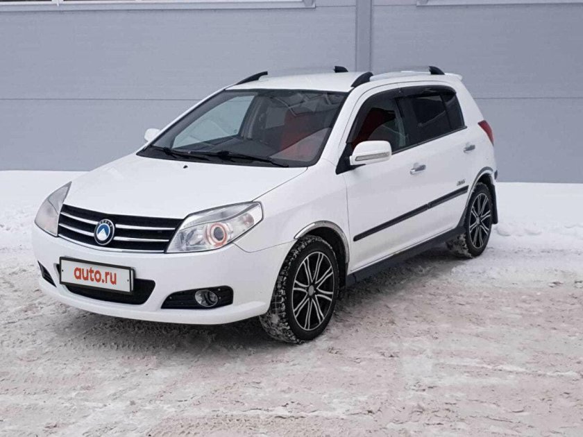 Geely MK Cross 2013