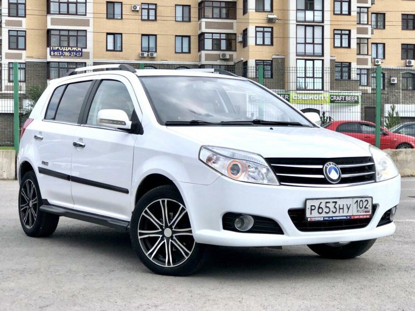 Geely MK-Cross 2014