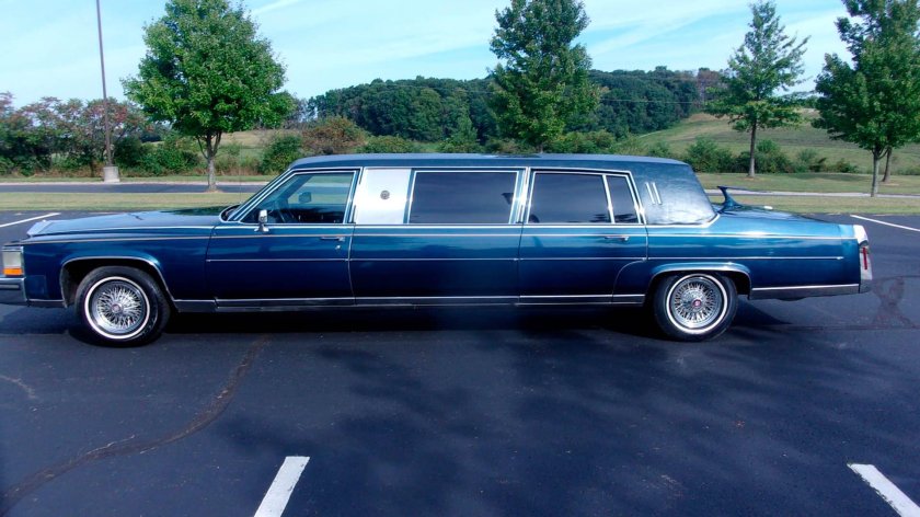 Cadillac Brougham 1989