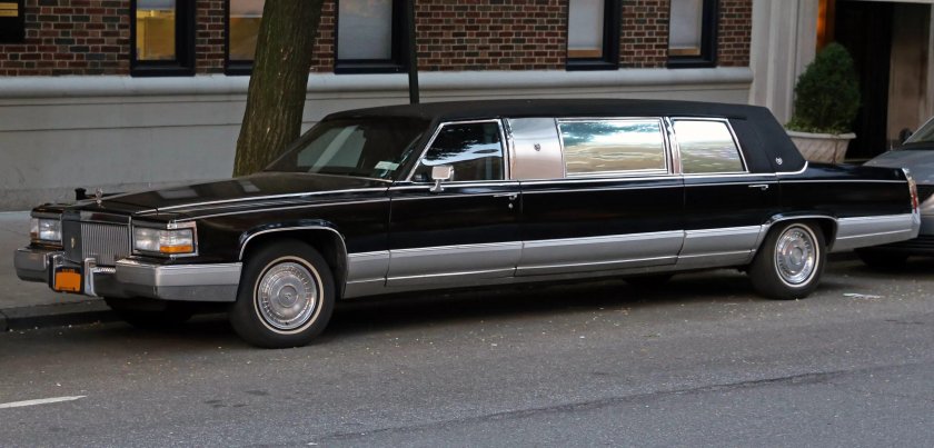 Cadillac Brougham 1992