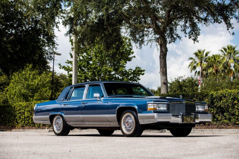Cadillac Brougham 1991