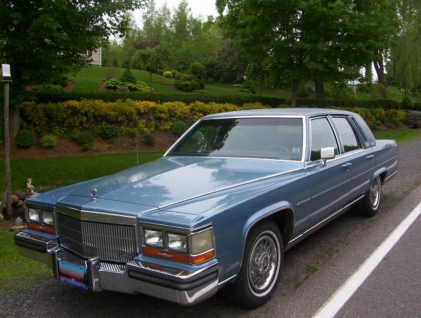 Кадиллак 1989 г в