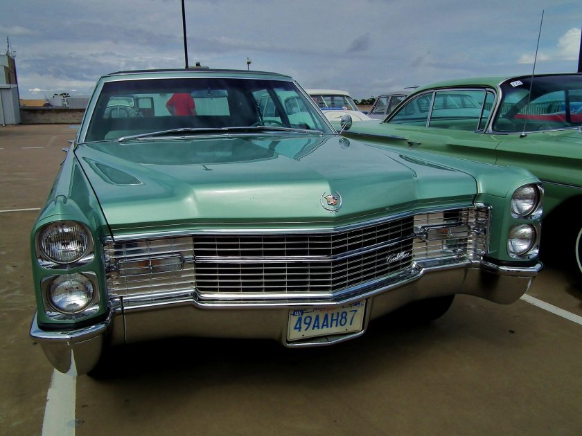 Cadillac Fleetwood Brougham 1966