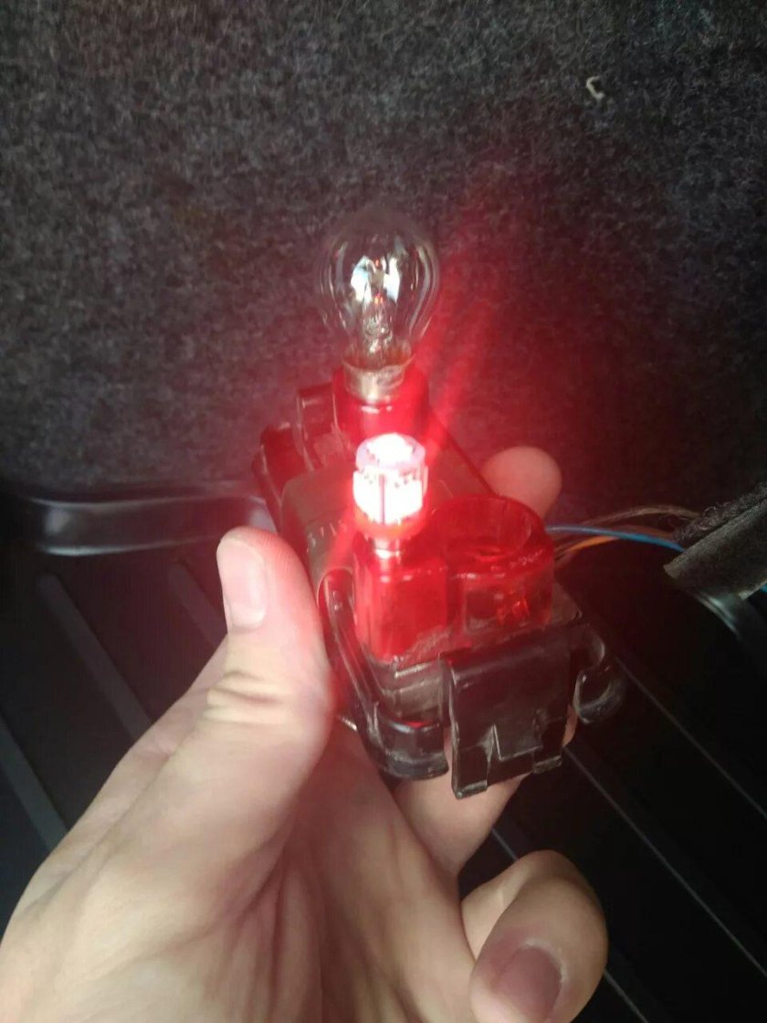 Лампа заднего габарита ВАЗ 2112