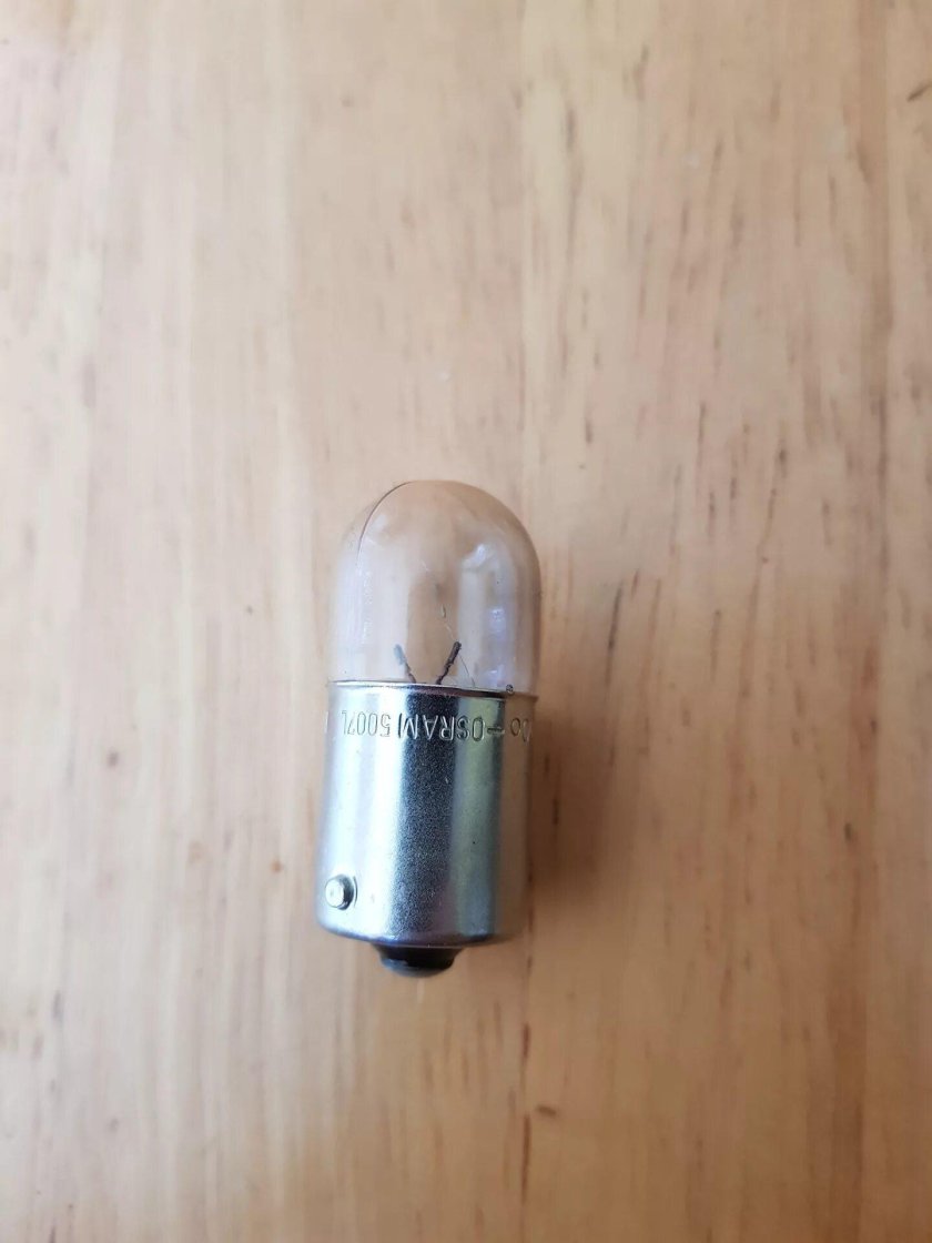 Лампочка габарита заднего Фольксваген гольф 4