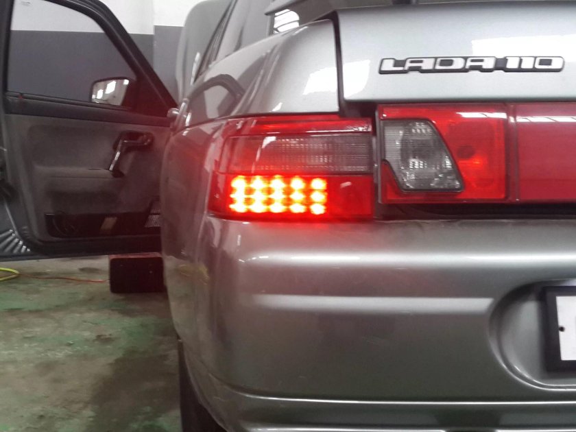 Диодные клюшки на ВАЗ 2110