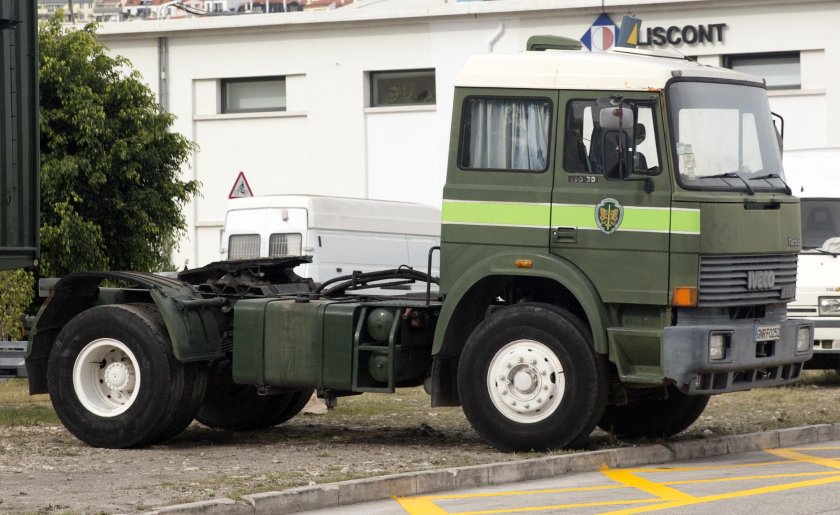 Грузовик Iveco TURBOSTAR