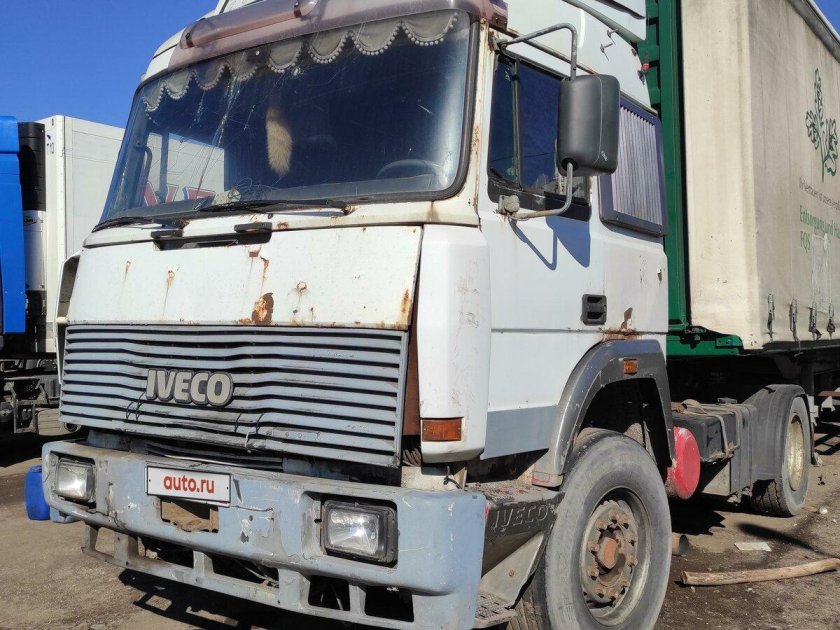 Тягач ивеко