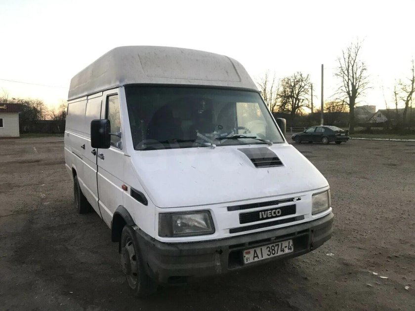 Ивеко бус