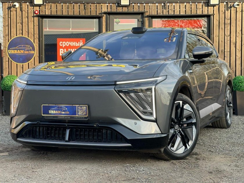 Электромобиль hiphi