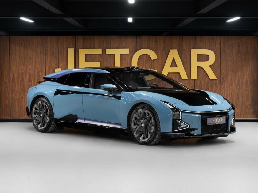 Автомобиль hiphi 2023