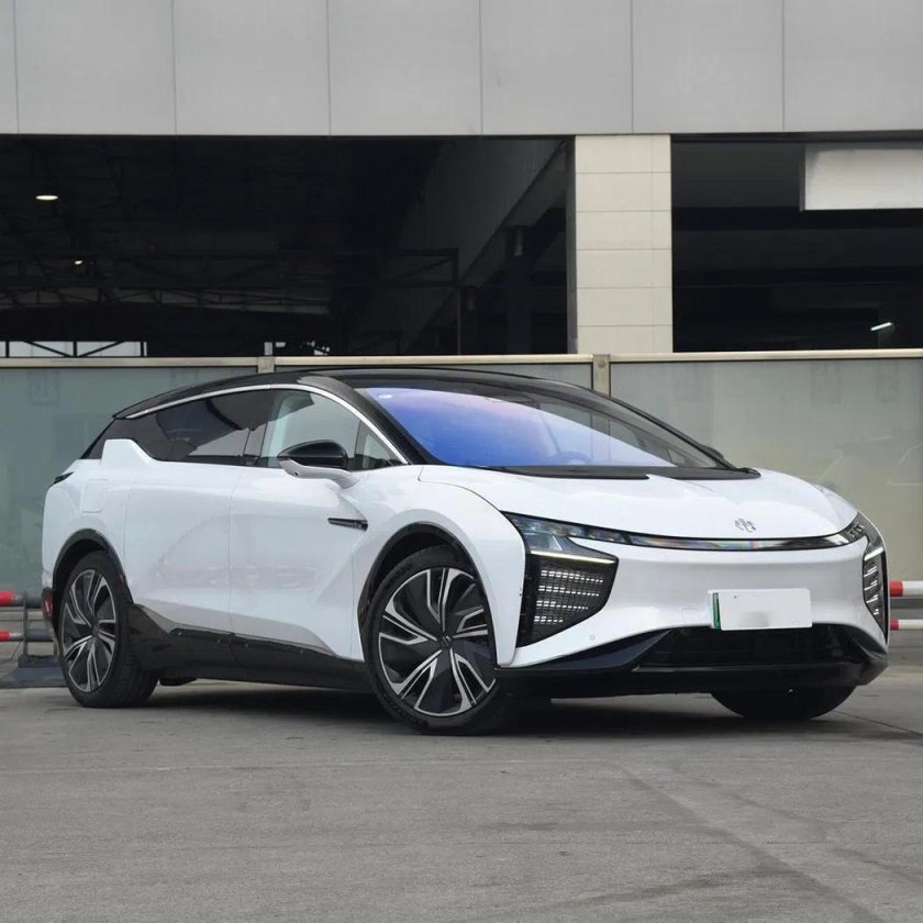 Автомобиль hiphi