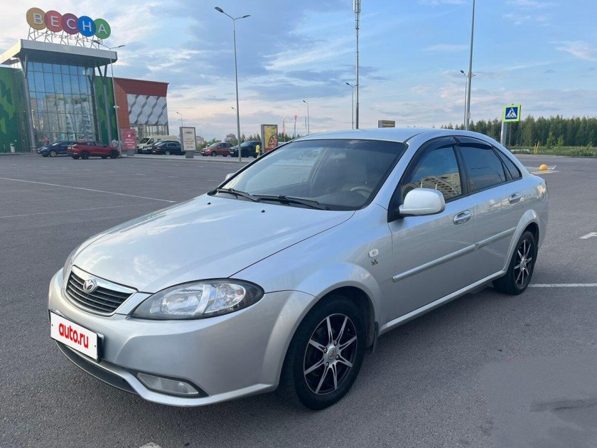 Машина daewoo gentra