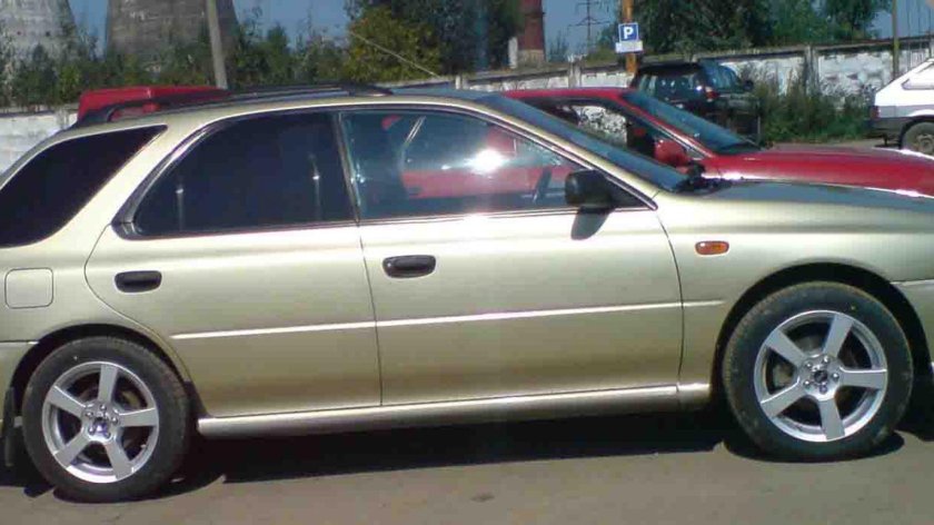 Субару Импреза gf универсал