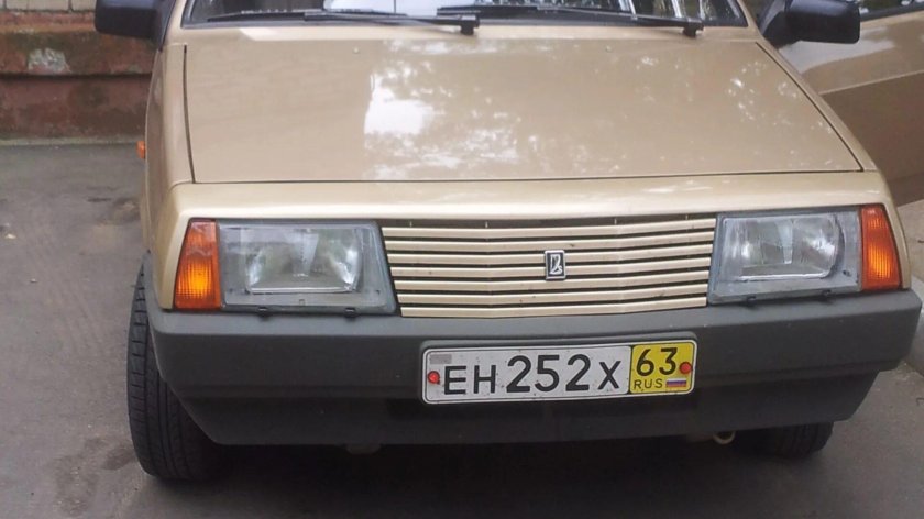 ВАЗ 21099 брызги шампанского