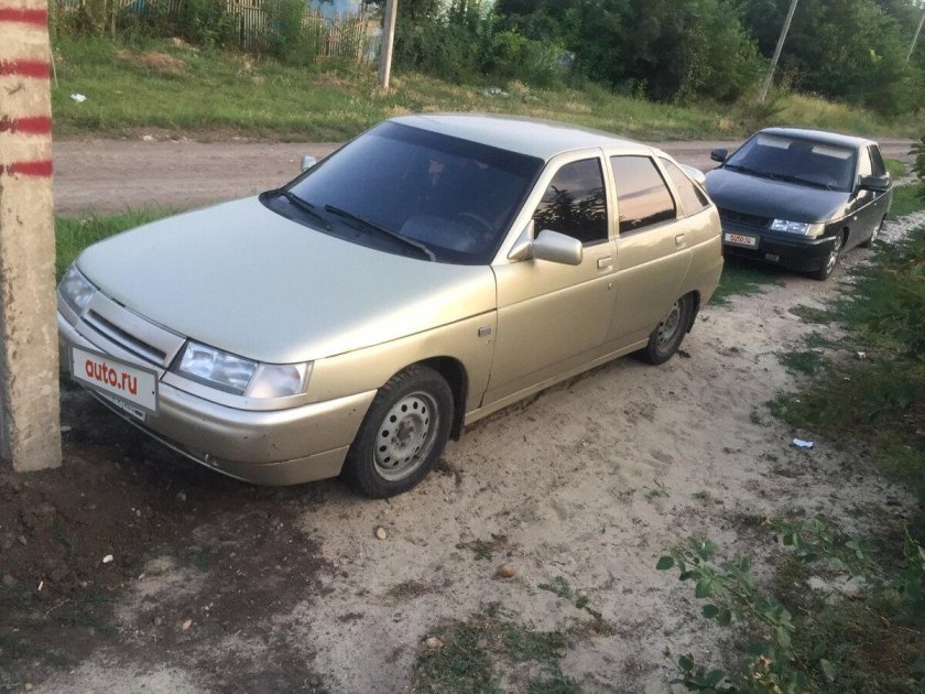 Золотая ВАЗ 2112