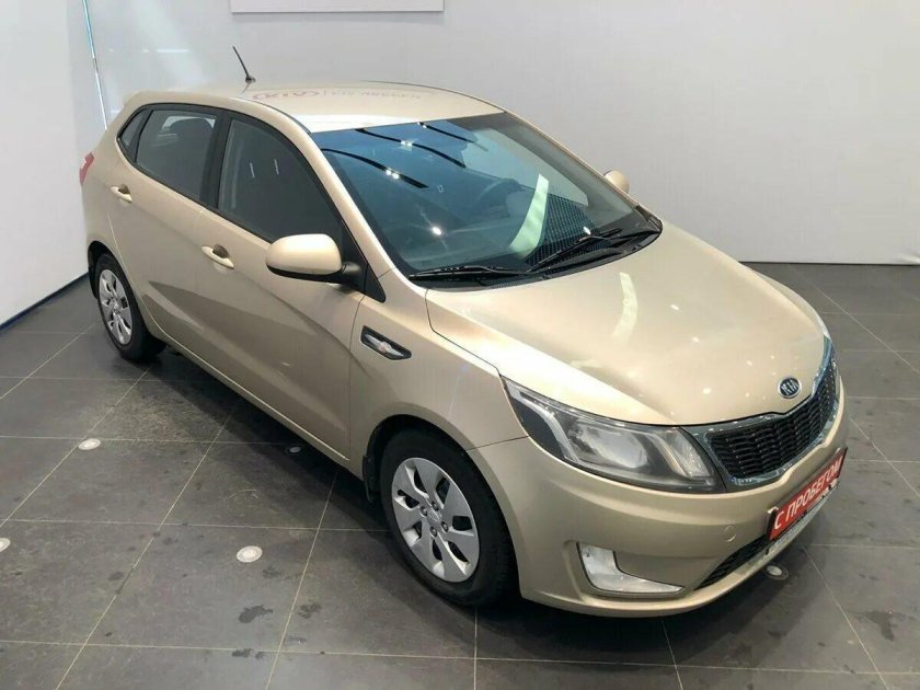 Kia Rio 2013 хэтчбек