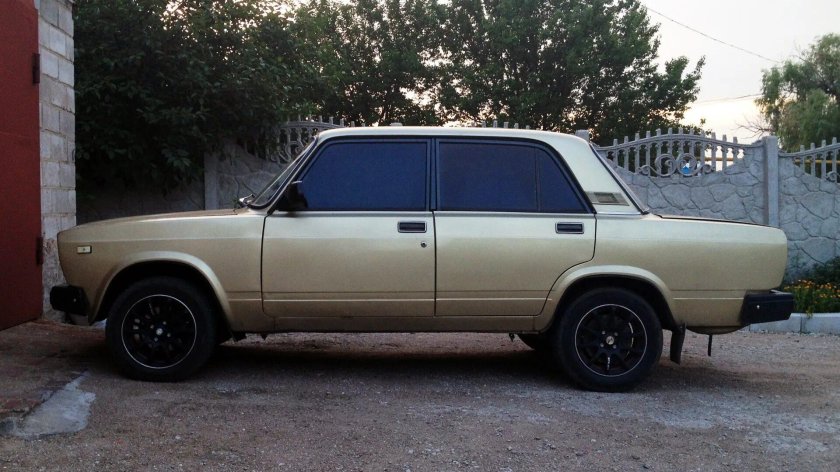 Бежевый металлик ВАЗ 2107