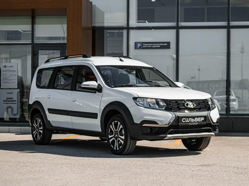 Новая лада ларгус 2024