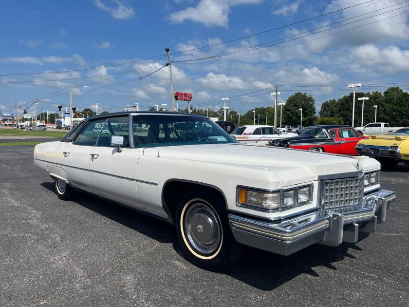 Кадиллак седан девиль 1973