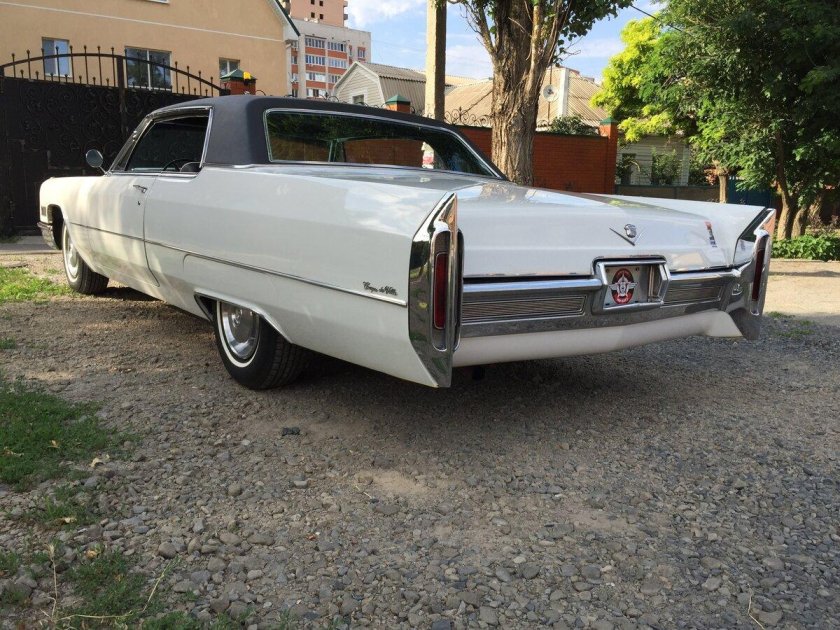 Cadillac deville 1965 седан