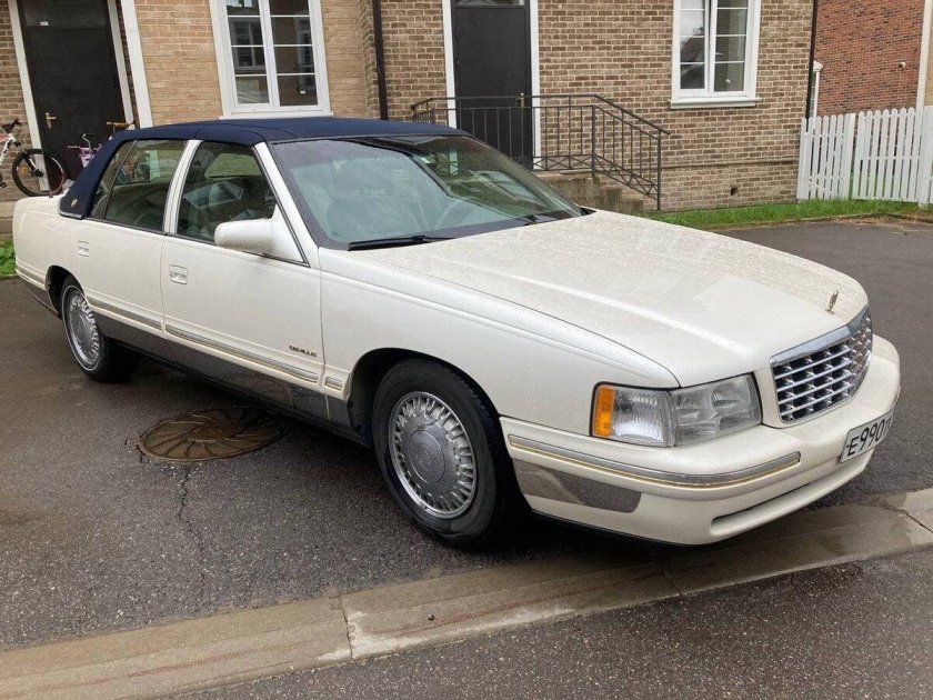 Кадиллак девиль 1998