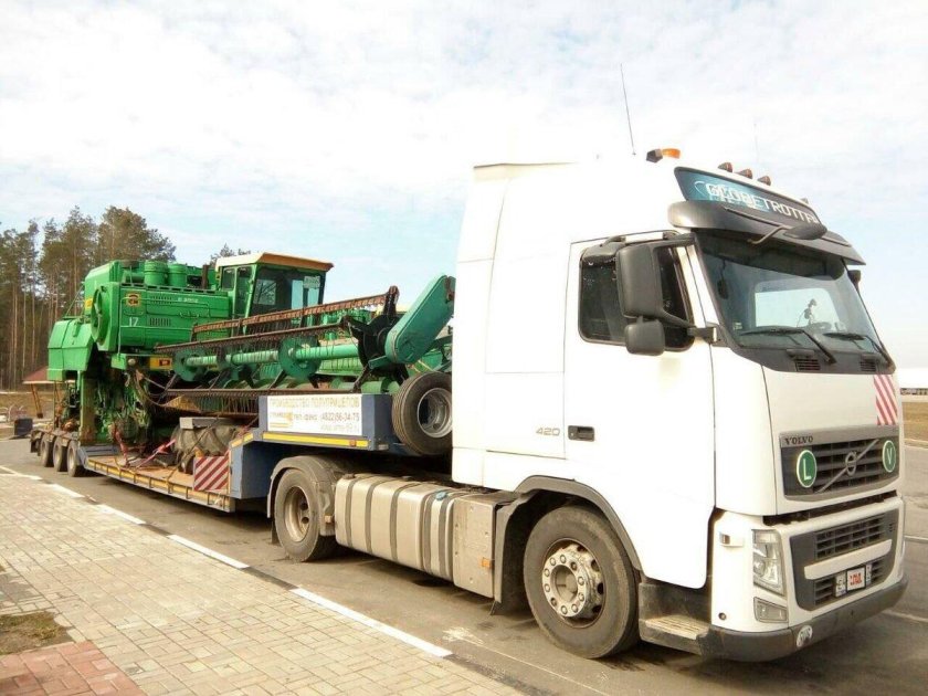 Трал для перевозки спецтехники