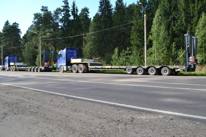 Низкорамный полуприцеп