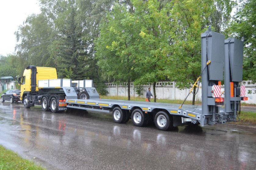 Тверьстроймаш прицеп низкорамный