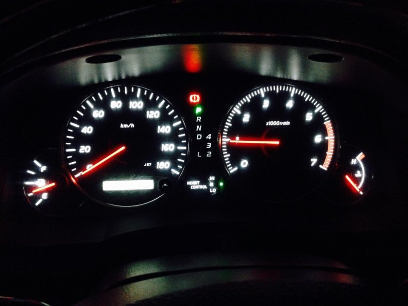 Щиток приборов Тойота Прадо 120