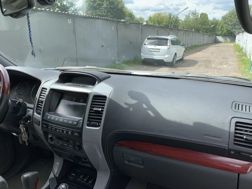 Торпедо Toyota Land Cruiser Prado 120