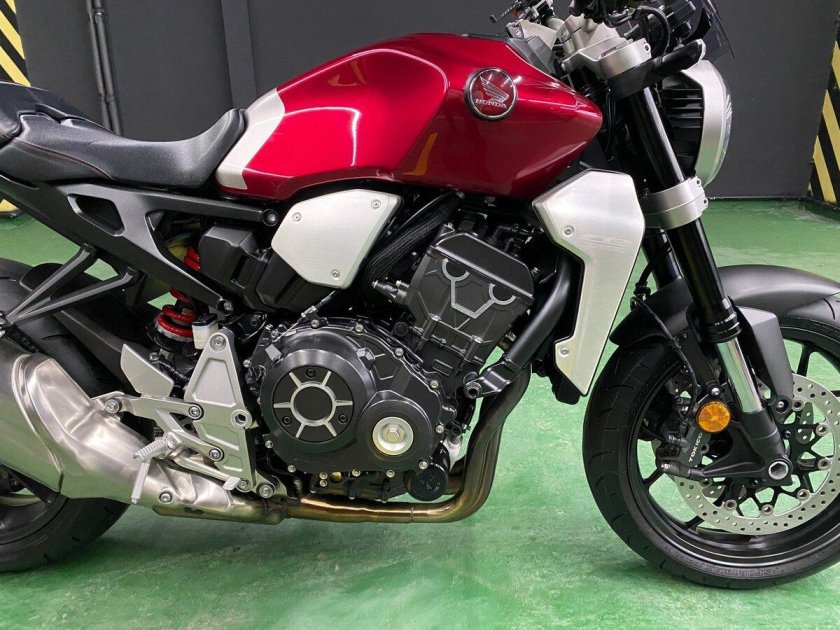 Honda cb 1000 r