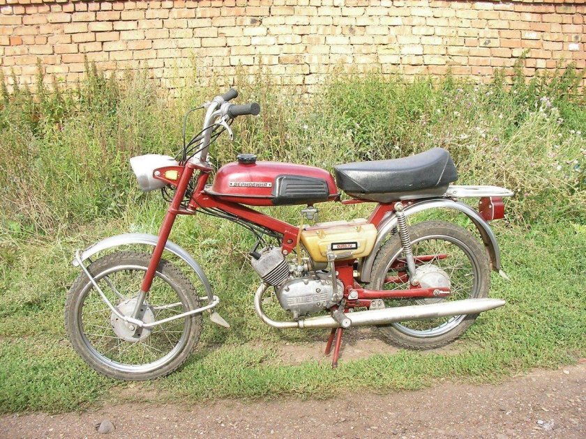 Мопед Верховина 4