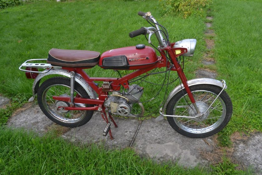 Мопед Верховина 4